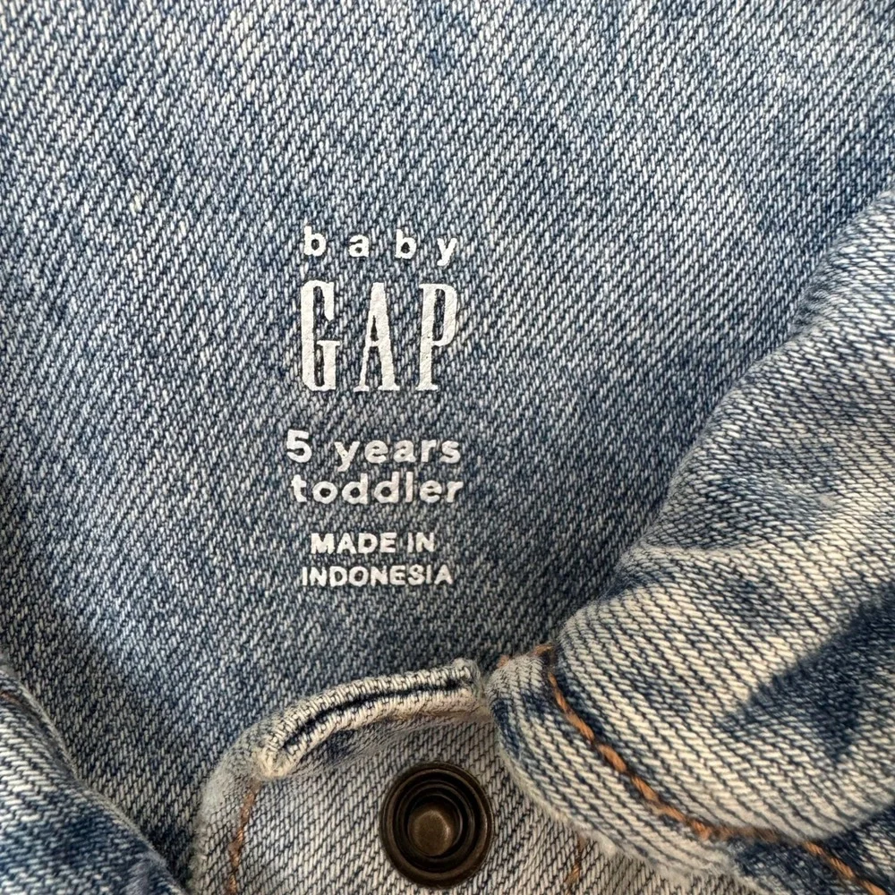 Baby Gap Denim Jacket Toddler 5 Years Light Wash Distressed Trucker